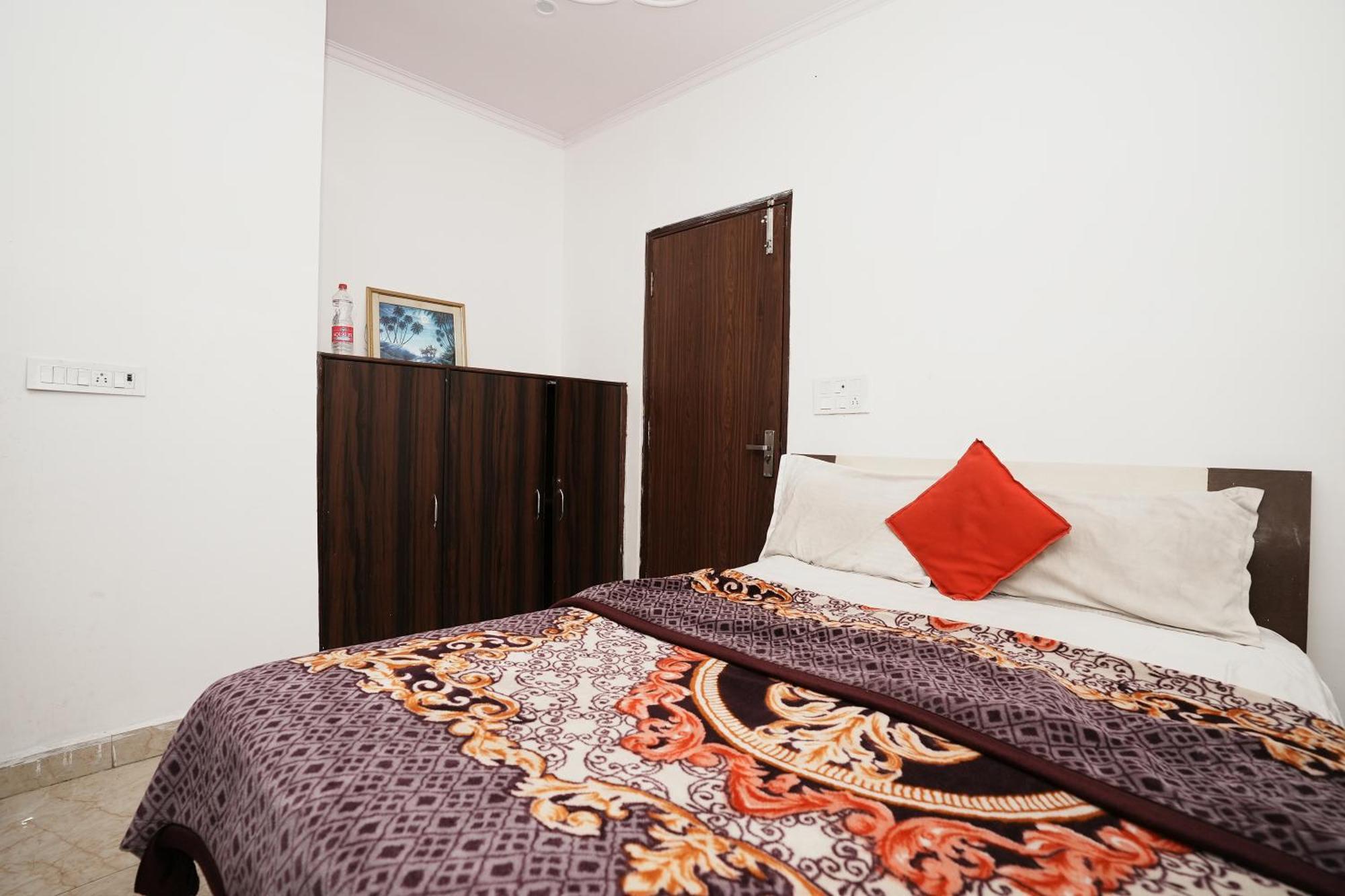 Hotel Sunrise Moon Nueva Delhi Exterior foto