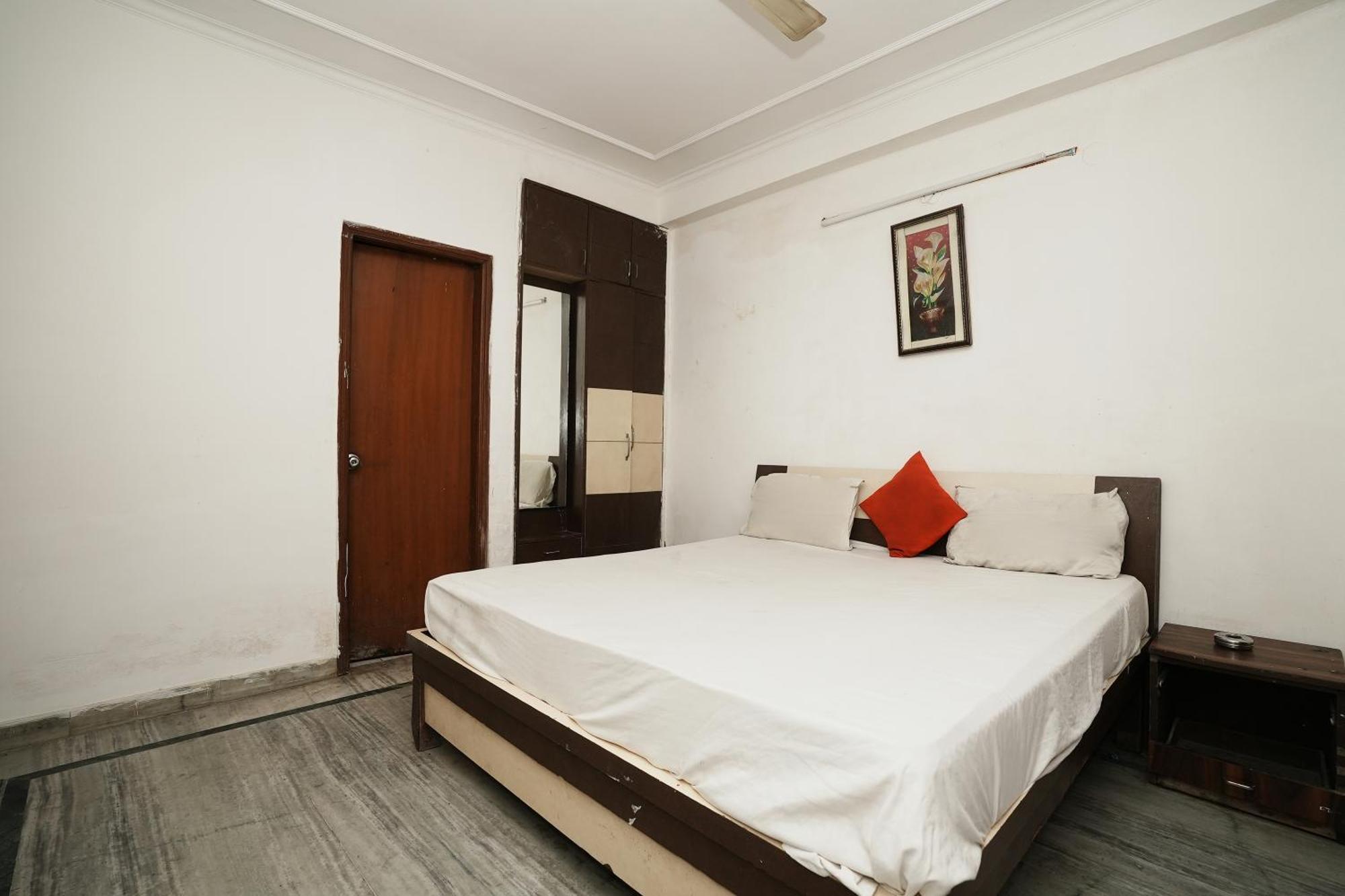Hotel Sunrise Moon Nueva Delhi Exterior foto
